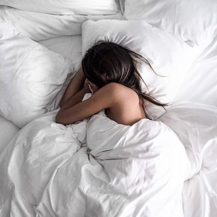 CBD a jakość snu - jak CBD wpływa na jakość snu i regulację rytmu dobowego?